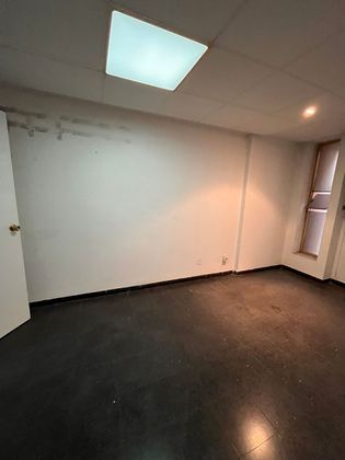 Foto 2 de Oficina en alquiler en calle De L´Advocat Cirera de 40 m²