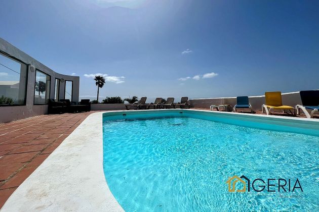 Foto 2 de Xalet en venda a La Asomada de 6 habitacions amb terrassa i piscina