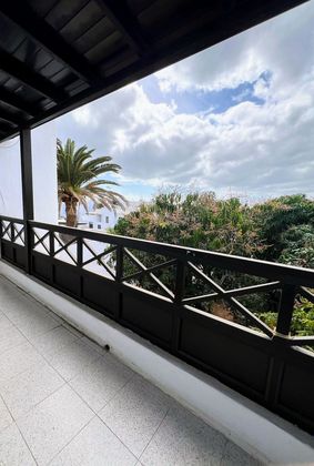 Foto 1 de Xalet en venda a Puerto del Carmen de 5 habitacions amb terrassa i garatge