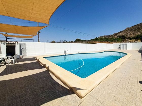 Foto 2 de Xalet en venda a Aspe de 5 habitacions amb terrassa i piscina
