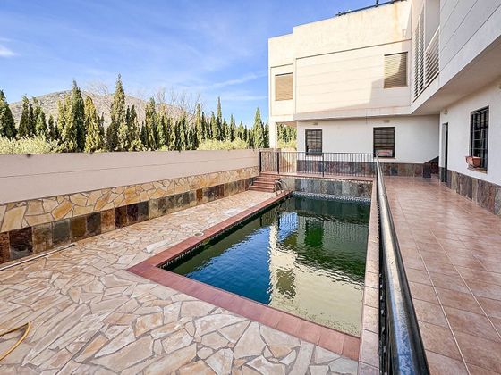 Foto 2 de Casa en venta en El Fondo de les Neus-El Hondon de las Nieves de 2 habitaciones con terraza y piscina