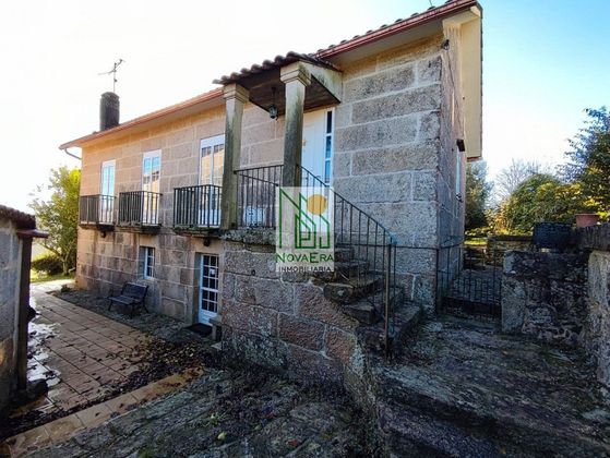 Foto 1 de Casa en venda a Ponte Caldelas de 5 habitacions amb garatge i jardí