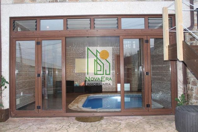 Foto 2 de Casa en venta en Vilaboa de 4 habitaciones con terraza y piscina