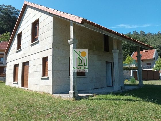 Foto 1 de Casa en venda a Ponte Caldelas de 4 habitacions amb terrassa i garatge
