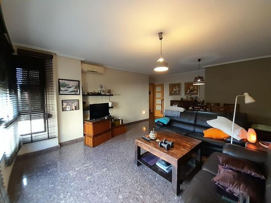 Foto 1 de Piso en venta en Riba-roja de Túria de 3 habitaciones con garaje y aire acondicionado