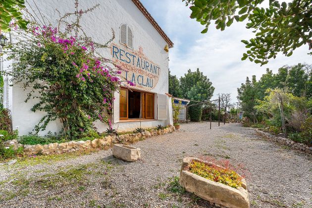 Foto 2 de Local en venda a Sant Pere de Ribes Centro amb terrassa