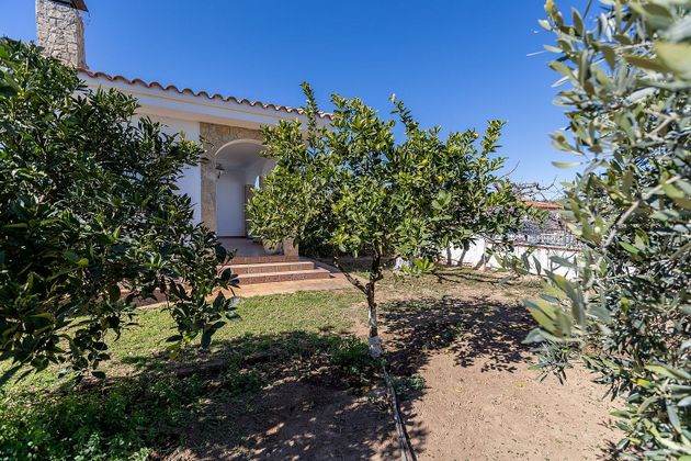 Foto 2 de Chalet en venta en Sant Quintí de Mediona de 2 habitaciones con terraza y jardín