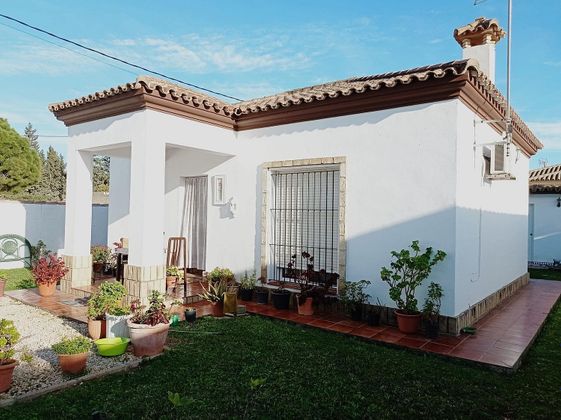 Foto 1 de Xalet en venda a Las Lagunas - Campano de 2 habitacions amb terrassa i jardí