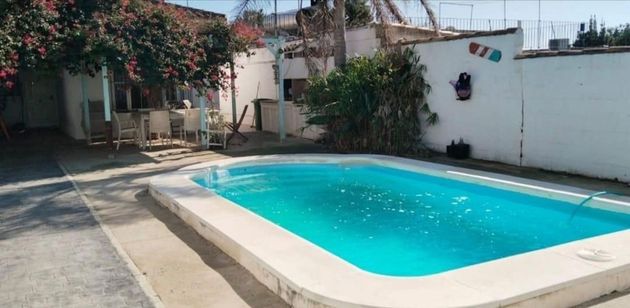 Foto 1 de Chalet en venta en Pinar de los Franceses - Marquesado de 3 habitaciones con piscina y aire acondicionado