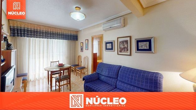 Foto 1 de Piso en venta en Vistahermosa de 3 habitaciones con balcón y aire acondicionado