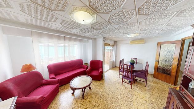 Foto 2 de Piso en venta en Pla de Bon Repós de 3 habitaciones con balcón y aire acondicionado