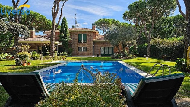 Foto 1 de Xalet en venda a Tordesillas de 6 habitacions amb terrassa i piscina