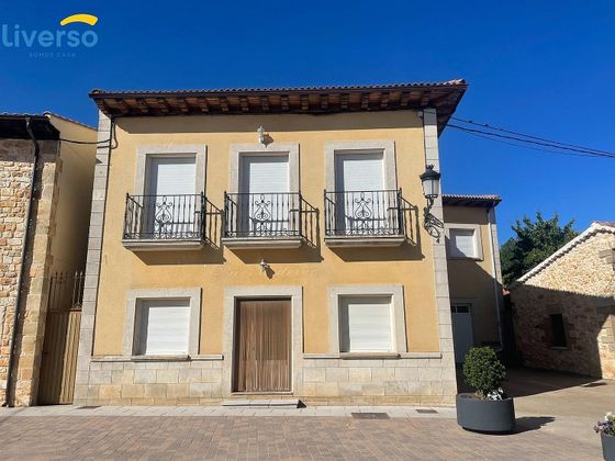 Foto 2 de Casa en venda a Espinosa de Cervera de 8 habitacions i 450 m²
