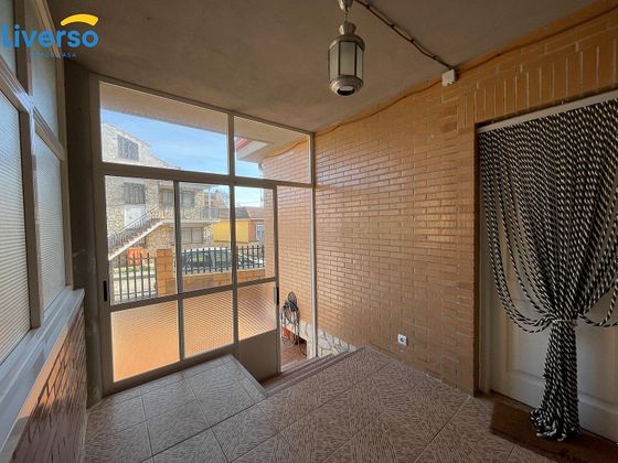 Foto 2 de Casa en venta en Fuentespina de 4 habitaciones con terraza y garaje