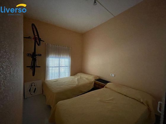 Foto 1 de Piso en venta en Gumiel de Izán de 3 habitaciones con calefacción