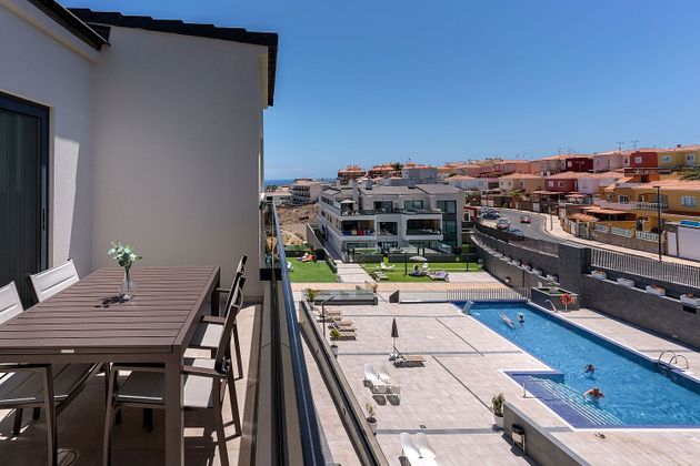 Foto 1 de Ático en venta en Arguineguín de 1 habitación con terraza y piscina