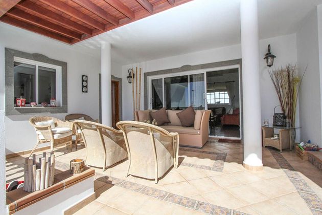 Foto 2 de Casa en venta en Arguineguín de 4 habitaciones con terraza y piscina