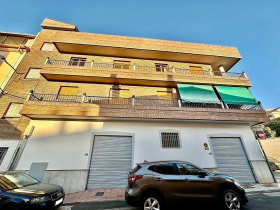 Foto 1 de Ático en venta en Maracena de 4 habitaciones con terraza y garaje