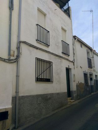 Foto 2 de Casa en venda a calle Coria de 3 habitacions amb terrassa