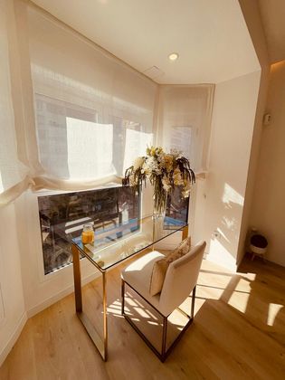Foto 2 de Piso en alquiler en avenida Federico Soto de 3 habitaciones con terraza y muebles