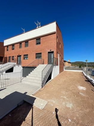 Foto 2 de Casa adossada en venda a Sant Salvador de Guardiola de 3 habitacions amb terrassa i garatge