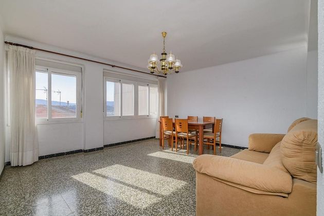 Foto 1 de Casa en venda a Mion - Puigberenguer de 3 habitacions amb terrassa i calefacció