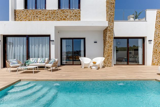 Foto 2 de Xalet en venda a La Cala de Villajoyosa de 3 habitacions amb terrassa i piscina