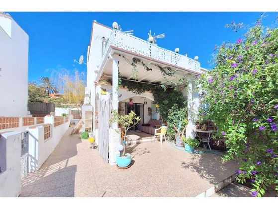 Foto 1 de Casa en venda a urbanización Princesa Kristina de 2 habitacions amb terrassa i piscina