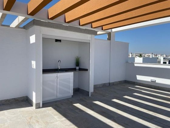 Foto 2 de Venta de ático en Zona Pueblo de 2 habitaciones con terraza y piscina