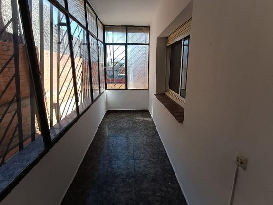 Foto 2 de Venta de piso en pasaje Dos de Maig de 3 habitaciones con terraza y balcón