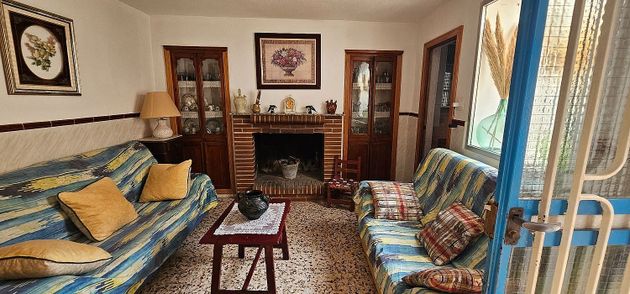 Foto 2 de Casa rural en venta en Algueña de 5 habitaciones y 139 m²