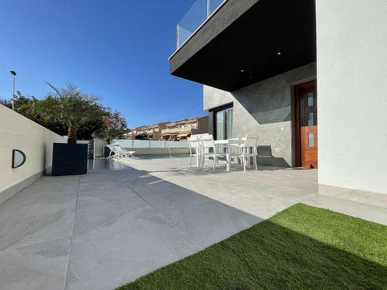 Foto 2 de Xalet en venda a Los Balcones - Los Altos del Edén de 3 habitacions amb terrassa i piscina