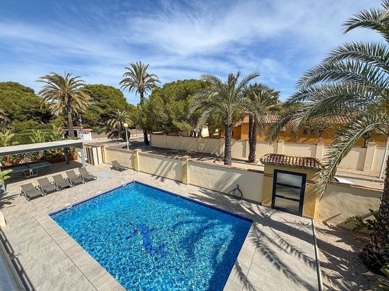 Foto 1 de Xalet en lloguer a Cabo Roig - La Zenia de 4 habitacions amb terrassa i piscina