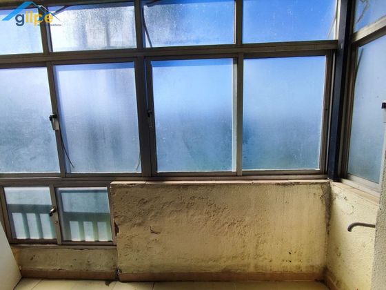 Foto 2 de Venta de piso en Marchena de 2 habitaciones con balcón