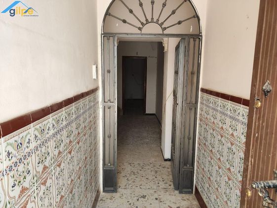 Foto 2 de Casa en venda a Roda de Andalucía (La) de 3 habitacions amb balcó