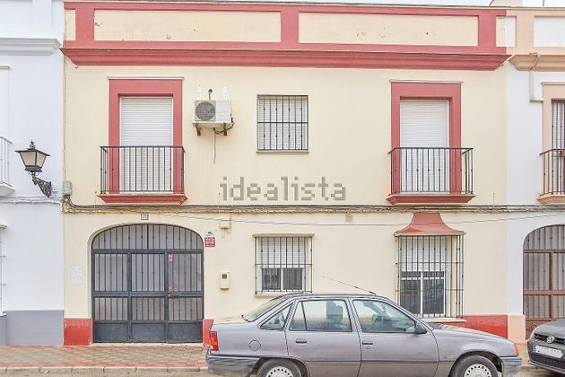 Foto 1 de Venta de casa en Marchena de 4 habitaciones con garaje y balcón