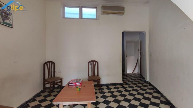 Foto 2 de Venta de piso en Marchena de 3 habitaciones y 98 m²