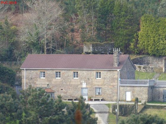 Foto 1 de Casa rural en venda a Laxe de 4 habitacions amb terrassa i garatge