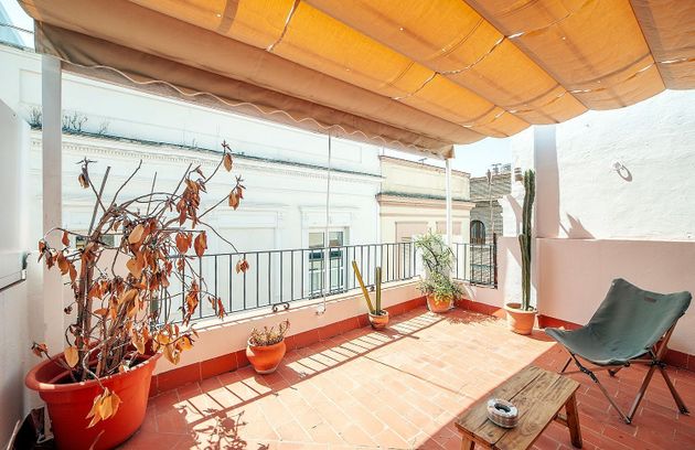 Foto 2 de Ático en venta en calle Mendoza Ríos de 2 habitaciones con terraza y balcón