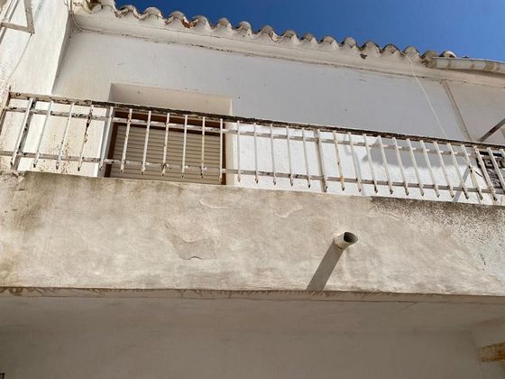 Foto 2 de Casa adosada en venta en Vélez-Blanco de 5 habitaciones con balcón