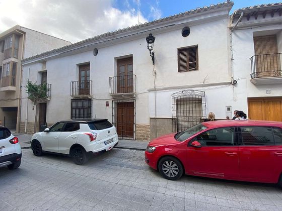 Foto 2 de Casa adosada en venta en Vélez-Rubio de 9 habitaciones con balcón