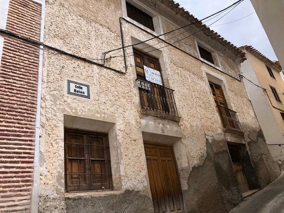 Foto 2 de Casa adossada en venda a Vélez-Blanco de 4 habitacions i 295 m²