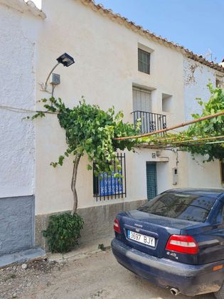 Foto 1 de Casa adosada en venta en Vélez-Blanco de 3 habitaciones con garaje