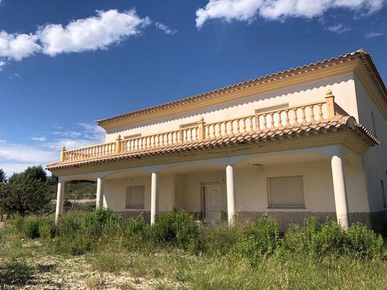 Foto 1 de Casa en venda a Vélez-Blanco de 5 habitacions amb terrassa i garatge