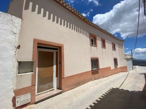 Foto 1 de Chalet en venta en Vélez-Blanco de 3 habitaciones con garaje