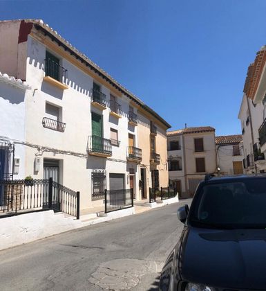 Foto 1 de Casa adosada en venta en Vélez-Blanco de 5 habitaciones con terraza y garaje