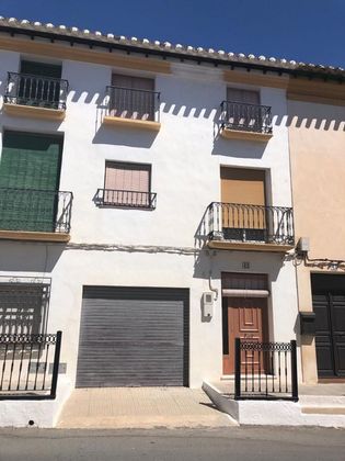 Foto 2 de Casa adosada en venta en Vélez-Blanco de 5 habitaciones con terraza y garaje
