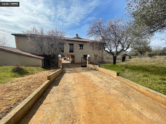 Foto 2 de Casa rural en venda a Alquézar de 8 habitacions amb terrassa i piscina