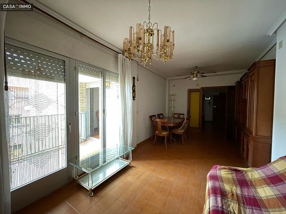 Foto 1 de Pis en venda a Barbastro de 4 habitacions amb terrassa i balcó