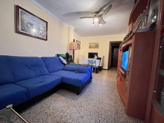 Foto 2 de Pis en venda a La Paz de 3 habitacions amb terrassa i ascensor